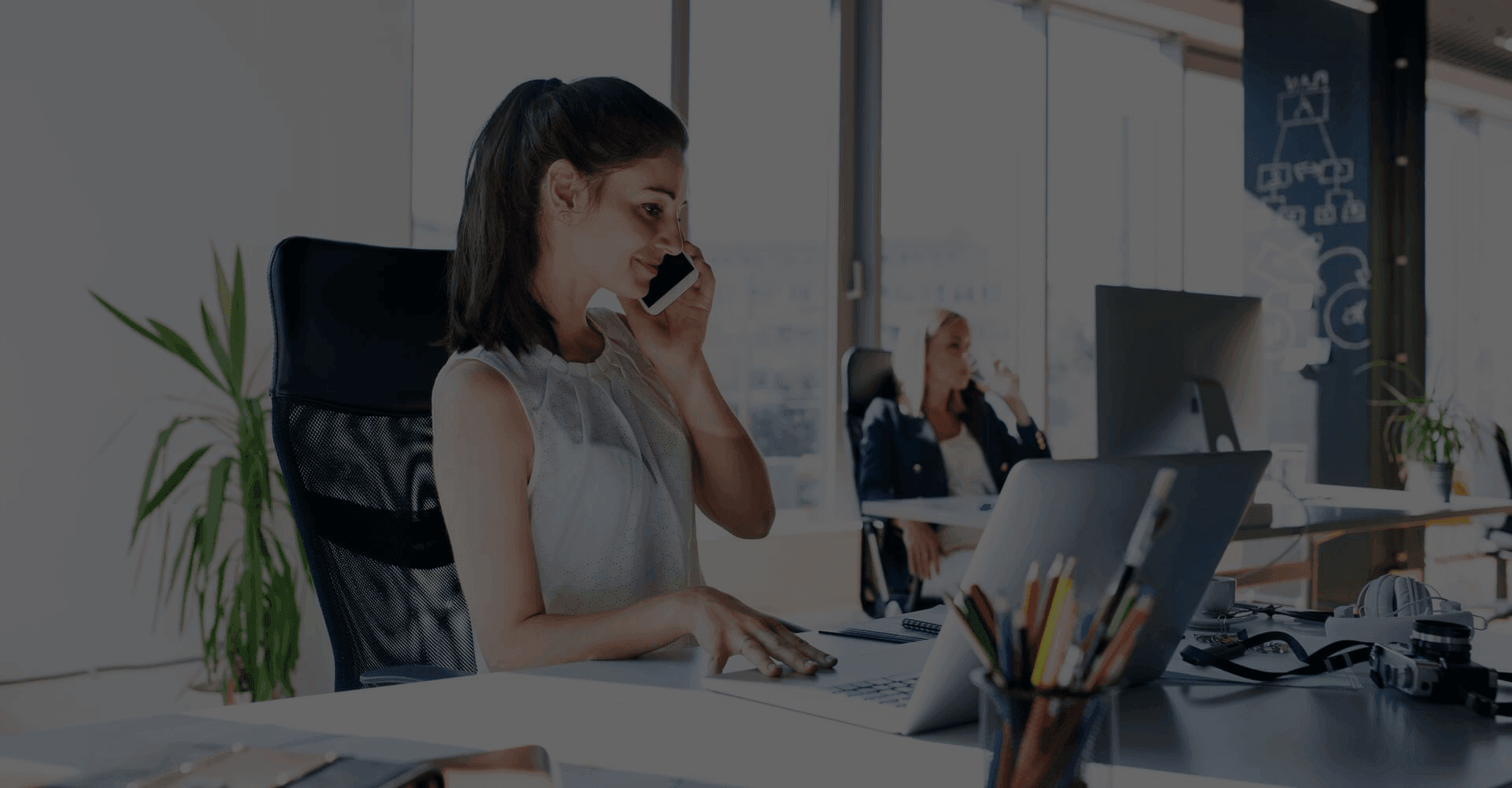 Les solutions Web MonExpert. Services aux particuliers et PME.
